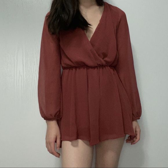 Flowy Maroon Romper - Picture 3 of 9